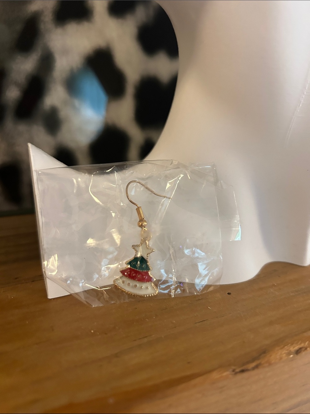 Festive Gold Christmas Tree Drop Earrings (NWOT) - Picture 4 of 5